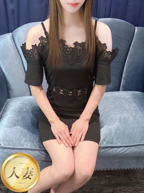 秋山　ゆう
